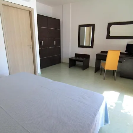 Club Esse Sunbeach 4*