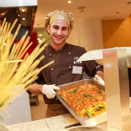 Club Esse Sunbeach 4*