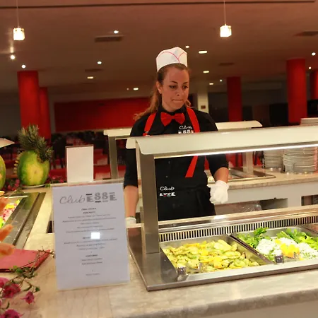 Club Esse Sunbeach Hotel 4*