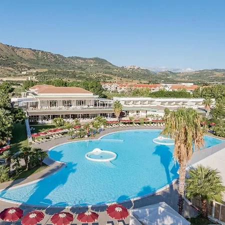 Club Esse Sunbeach 4* Squillace