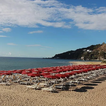 Club Esse Sunbeach Szálloda Squillace
