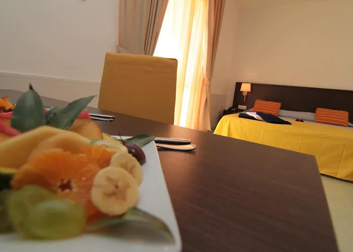 Club Esse Sunbeach 4*