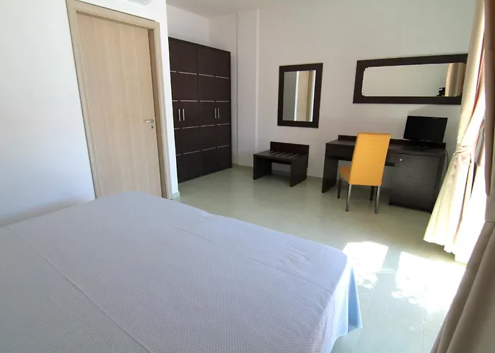 Club Esse Sunbeach 4*