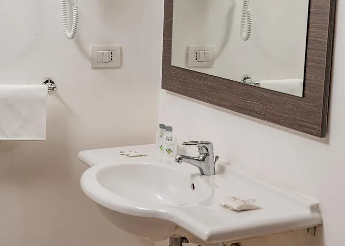 Club Esse Sunbeach 4*