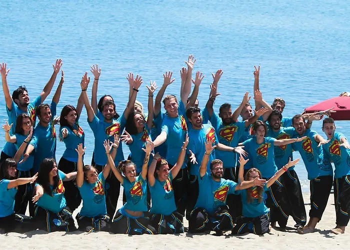 Hotel Club Esse Sunbeach 4*