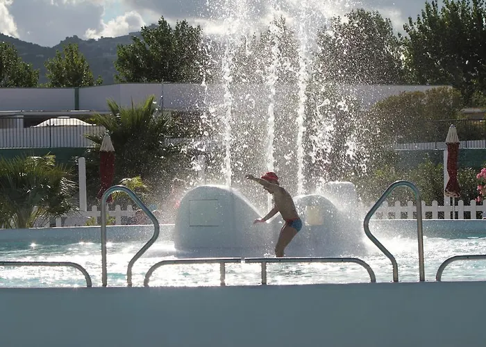 Club Esse Sunbeach 4*